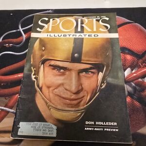 Sports Illustrated Swim Gold and Black Cover